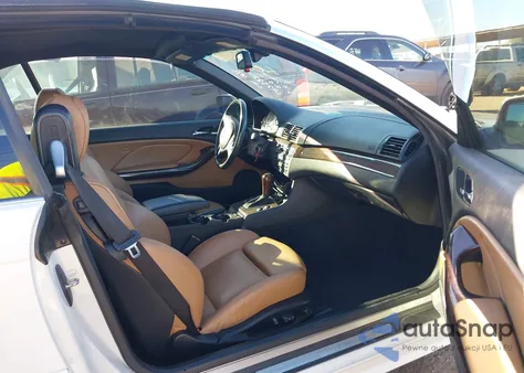 2004 BMW 330Ci z USA, uszkodzony, nr VIN WBABW53424PL42322